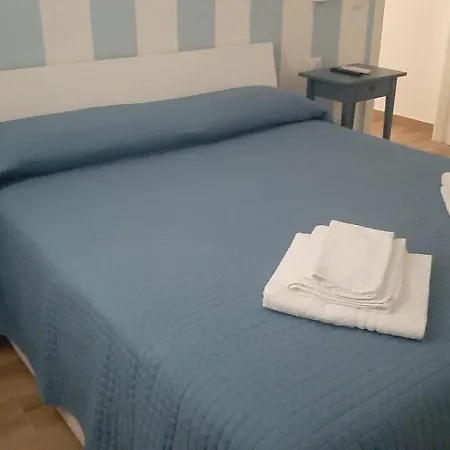 Hébergement de vacances Mediterraneo -sicilia 100 Mt Dal Mare *